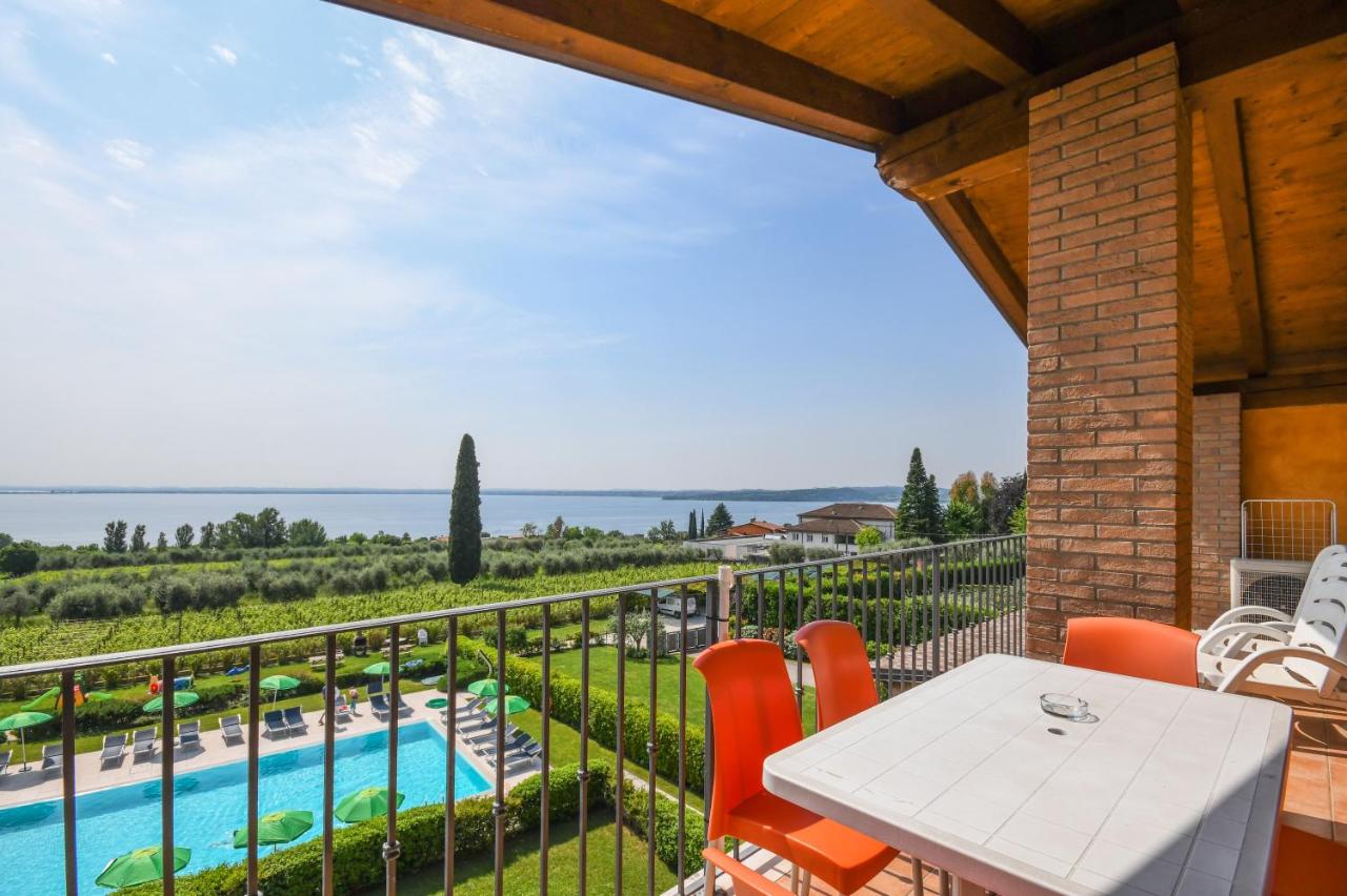 Residence Corte Ferrari Moniga del Garda, Lago di Garda Lake Gardasee