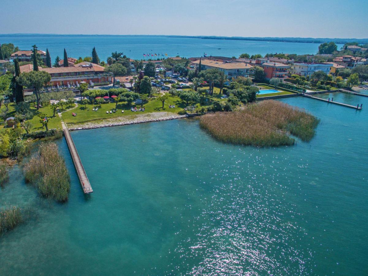 Hotel La Paul Sirmione, Lago di Garda Lake Gardasee