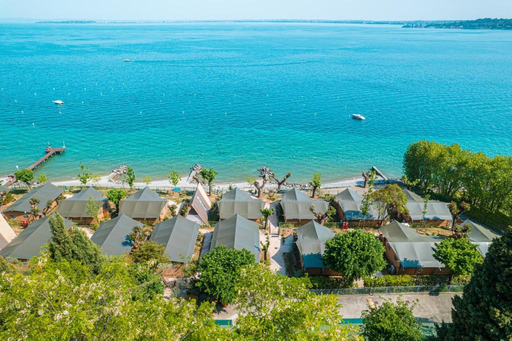 Camping Village Riva Blu Padenghe sul Garda, Lago di Garda Lake Gardasee Gardameer