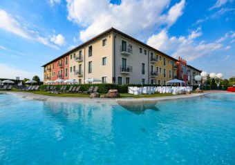 Hotel Parchi Del Garda